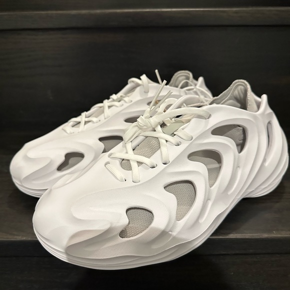 Brand new Adidas Adifom Q (HP6584) - Picture 5 of 5